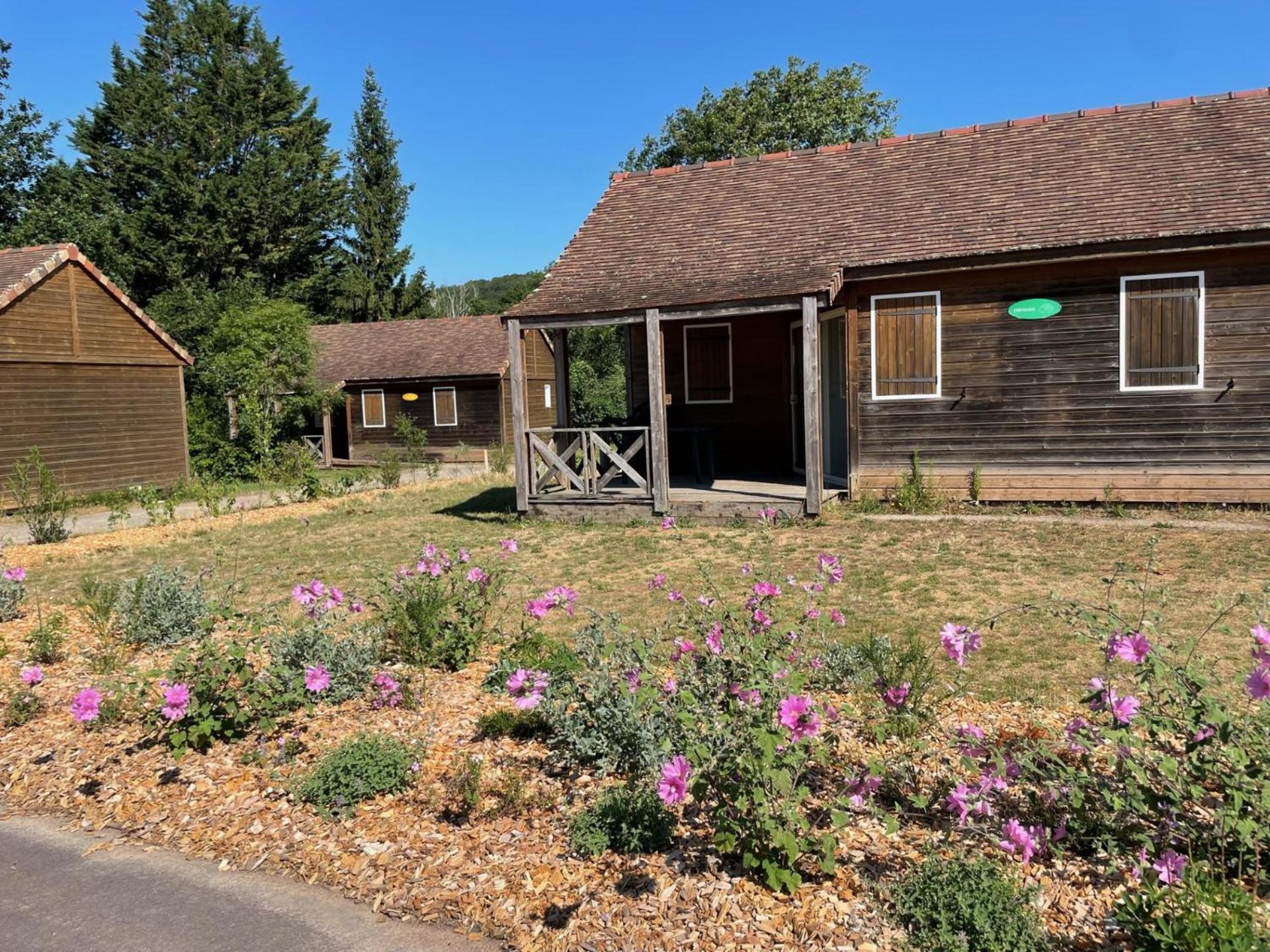 Onlycamp Le Pont Romain Yvré-lʼÉvêque 外观 照片